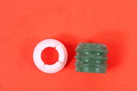 Yamaha 68V137812000 Grommet & collar set