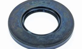 Oil seal (28x52x6-137)