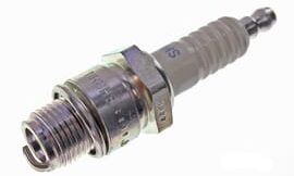 Genuine Yamaha 947010004100 - Plug, spark (b8hs) - Supplied by Flood Marine