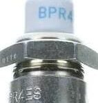 Genuine Yamaha 947020033100 - Plug, spark (bpr4es) - Supplied by Flood Marine